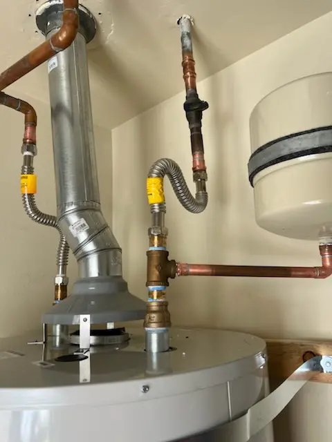 Water heater installation and plumbing repair in Princetonian Park